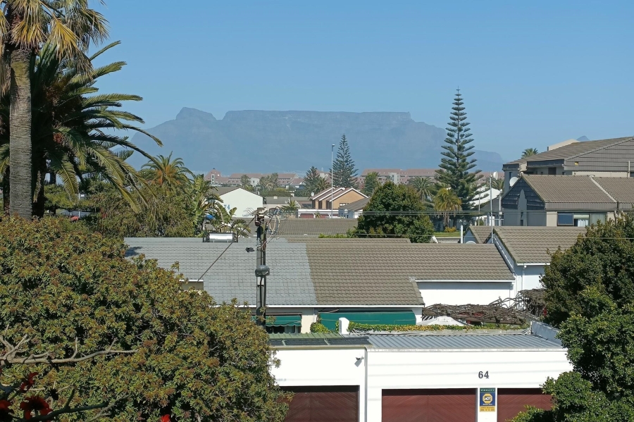 To Let 1 Bedroom Property for Rent in Table View Western Cape